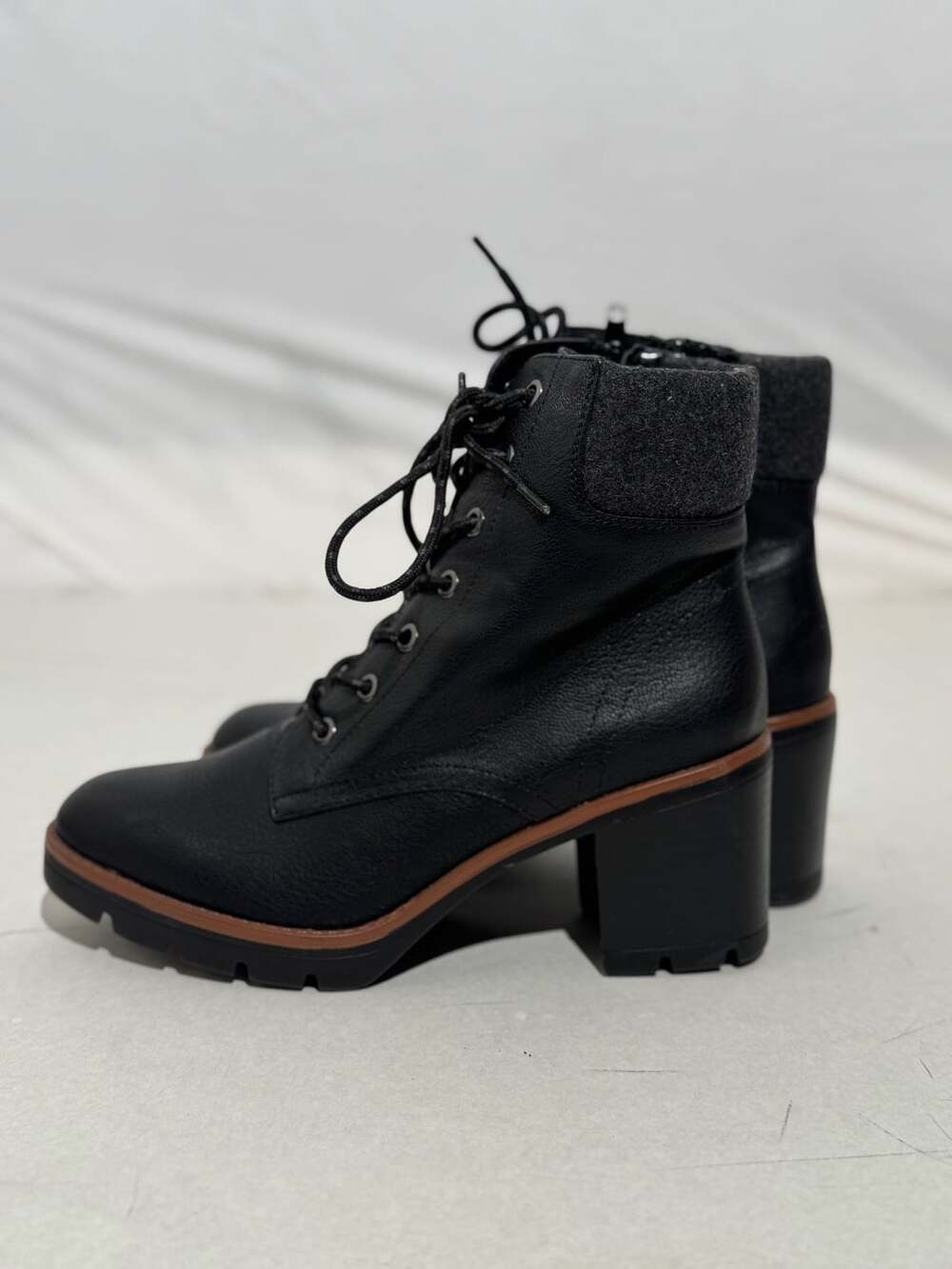 Naturalizer Madalynn2 Womens 9 M Black Leather Block Heel Lace Up Combat Boots Z